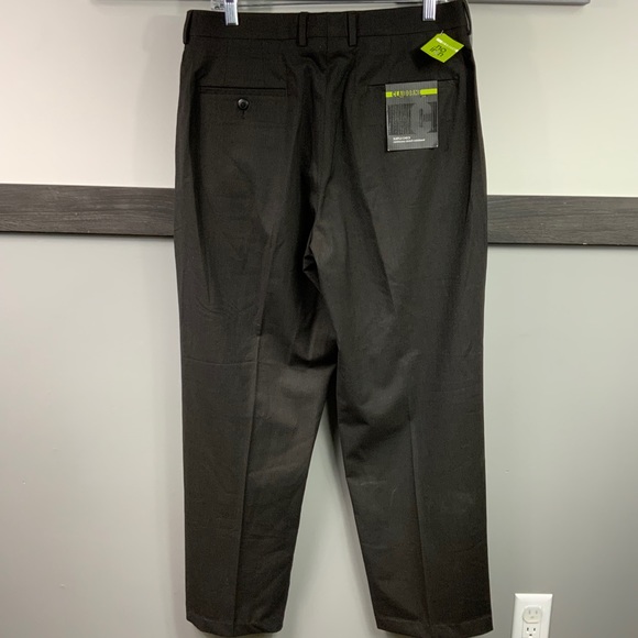 CLAIBORNE plain front chocolate pants no iron - Picture 2 of 11